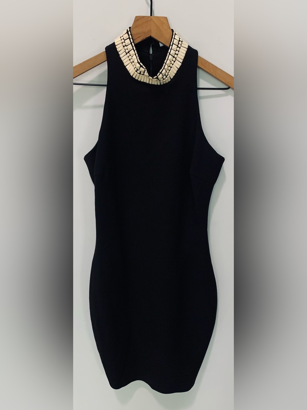 Elizabeth and James Beaded Sleeveless Bodycon Cocktail Dress Black Size 2